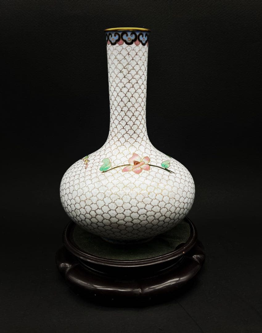 中國美術 古玩 景泰蓝 白地花瓶 七宝焼花瓶 置物