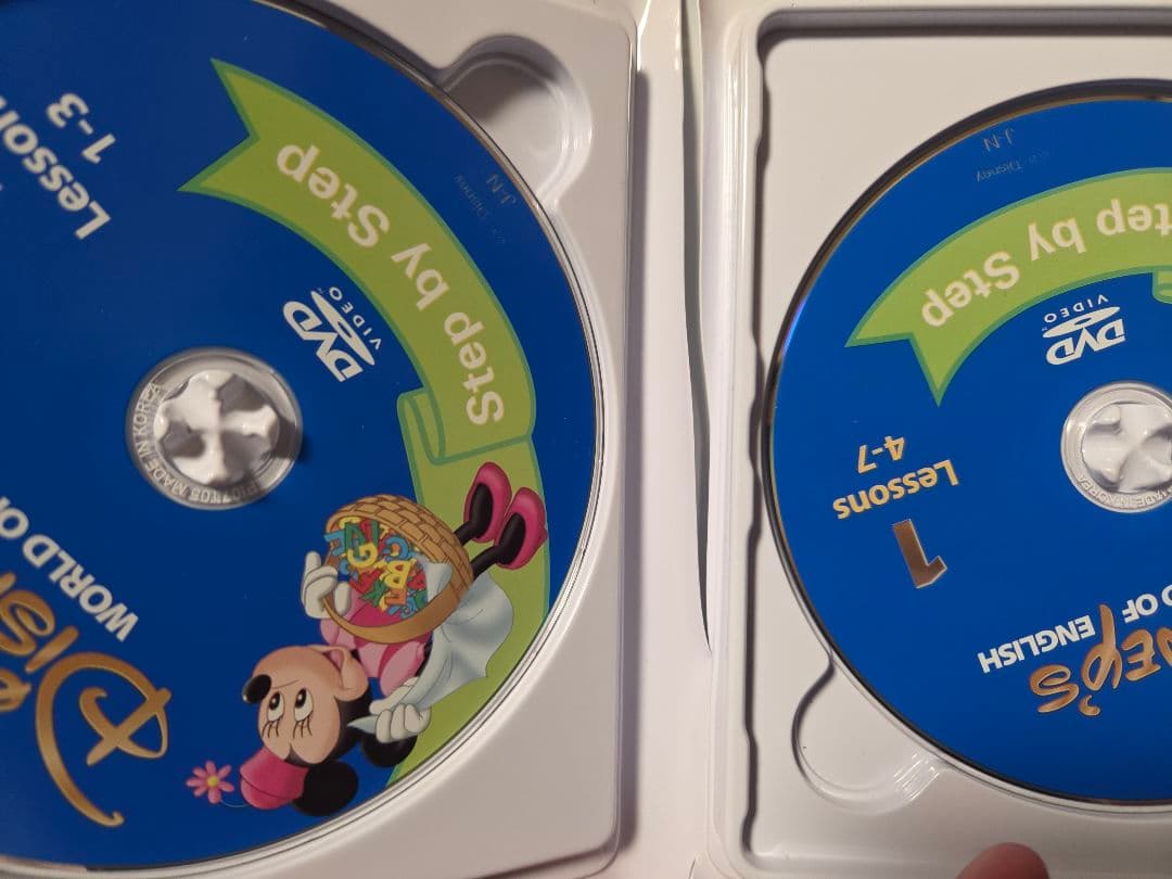 【お買得】DWE ディズニー英語システム メインプログラム DVDメート付