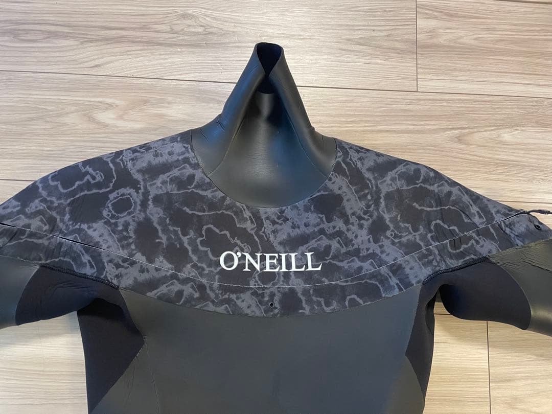 O'NEILL SuperFreak SC セミドライ Lサイズ