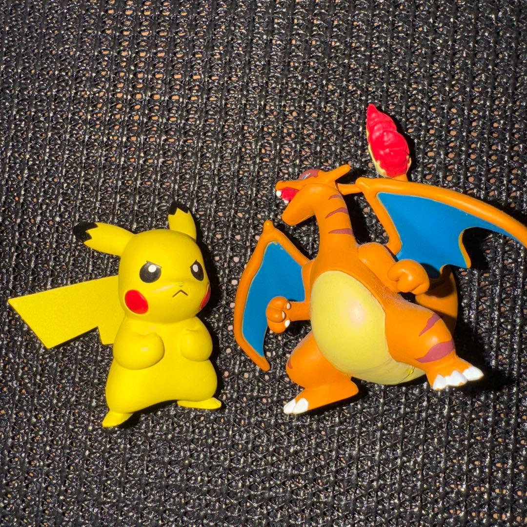 モンコレ　コピーリザードン　レア　劇場版ミュウツーの逆襲