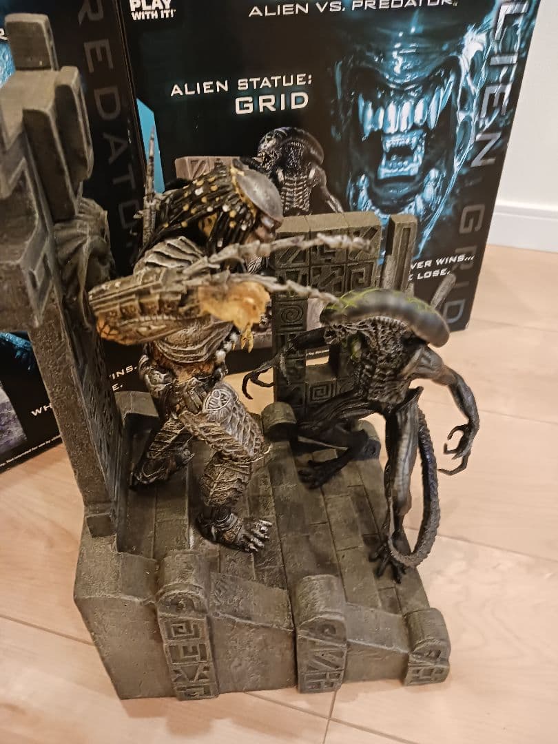 エイリアン対プレデター フィギュア Scar & Grid　希少‼️値下げ‼️