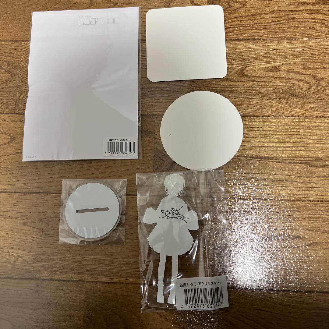 猫麦とろろ コラボカフェ グッズ デスクマット セット　アクリルスタンド
