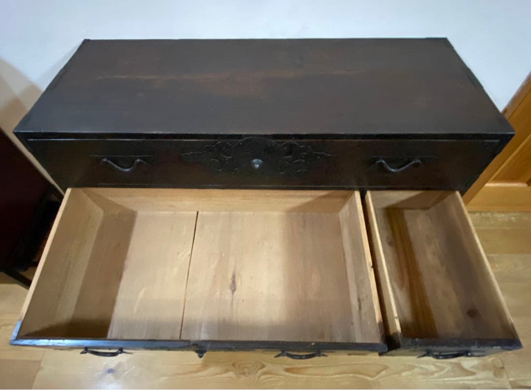 骨董の仙台箪笥　アンティークチェスト　鍵有り