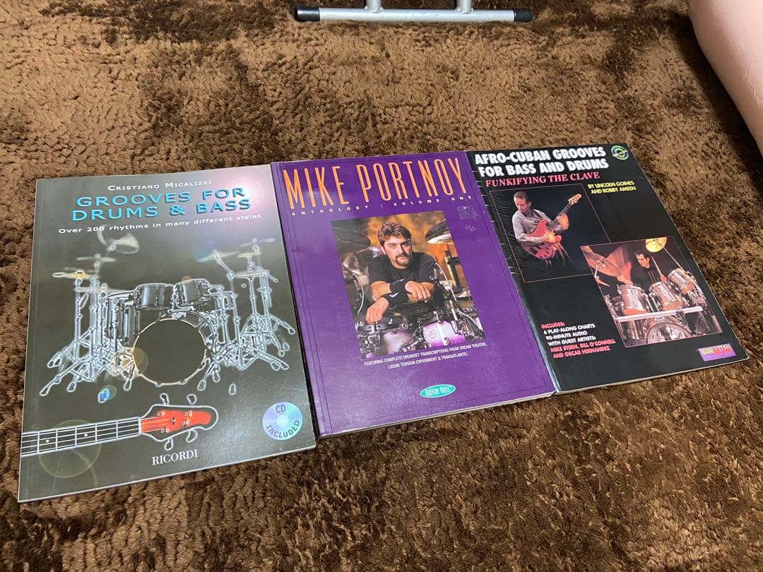 ドラム関連教則本15冊まとめ売り