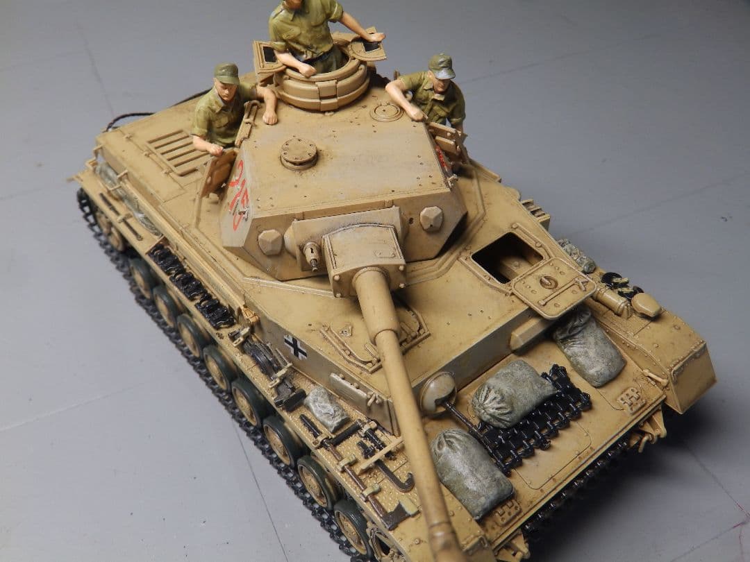 MI工房 完成品ドイツ4号戦車G型初期生産車35分の1