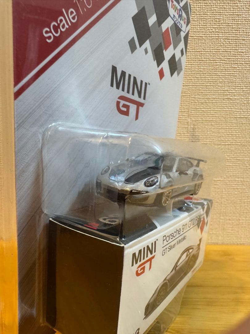 【MINI GT】トイザらス限定PORSCHE 911GT2 RS