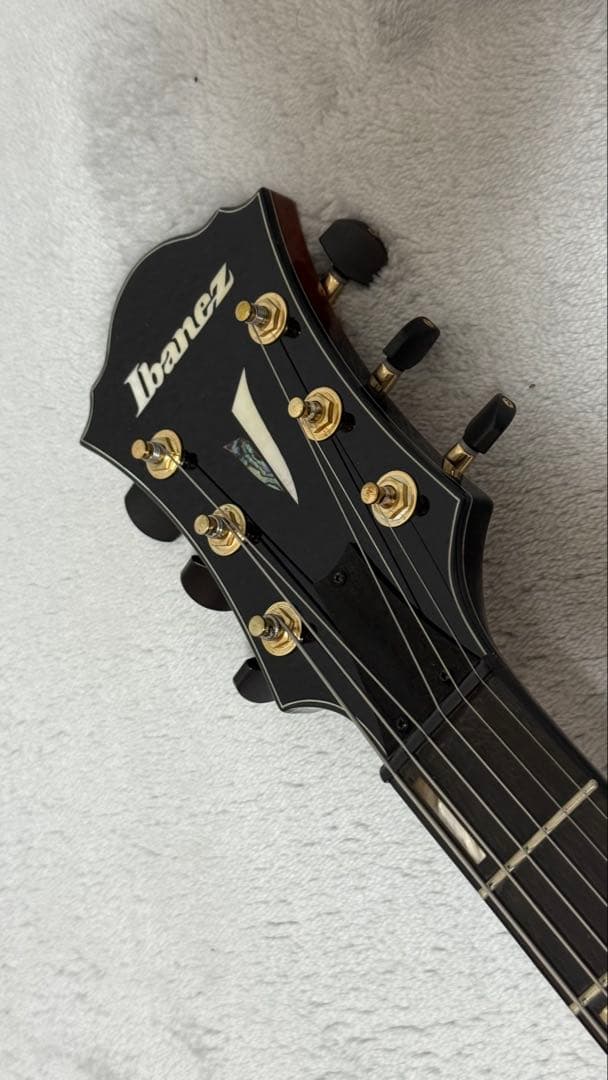 Ibanez フルアコースティックギター AFC151-TBC