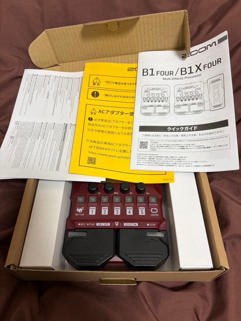 ベース ZOOM B1 FOUR