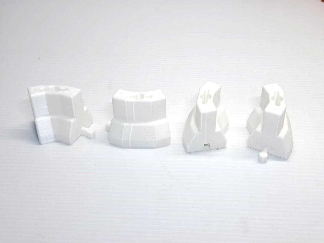 1/10ラジコン用　道路保安バリケード　ウォーターパイロン　コース、ジオラマ