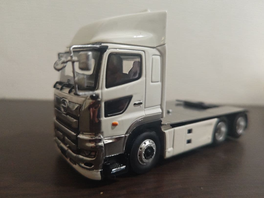 1/43 日野プロフィア セミトレーラー 重機運搬車 ミニカー