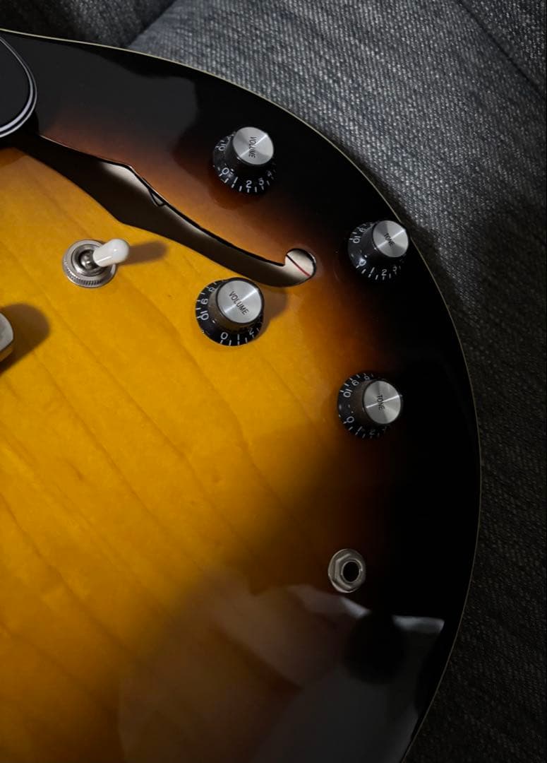 Burny SRSA-65 335 セミアコ GOTOH製マグナムロック交換