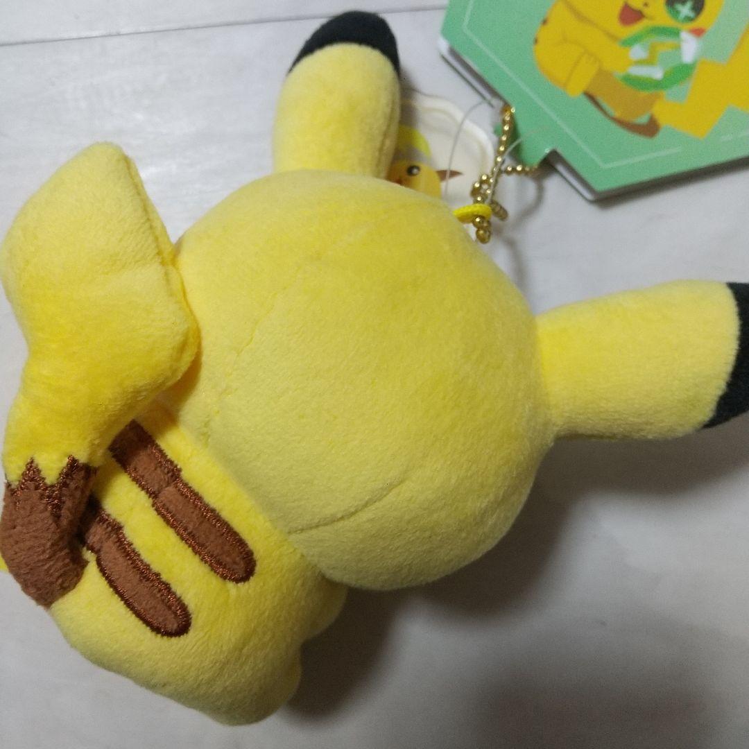新品　ピカチュウ　しんかのいし　マスコット