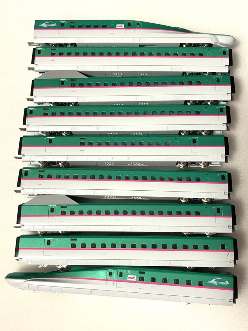 E5系東北新幹線9両　tomix ライト点灯動力動作確認済　8号車無　ジャンク品