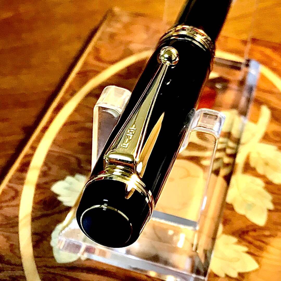 ☆ほぼ新品☆最極上品☆素晴らしいパイロットカスタム845漆万年筆(M)