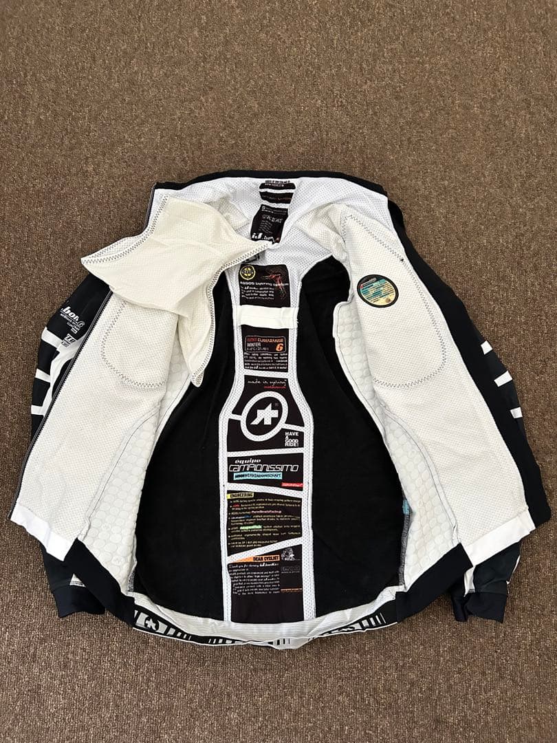 ASSOS 冬用サイクルジャージ