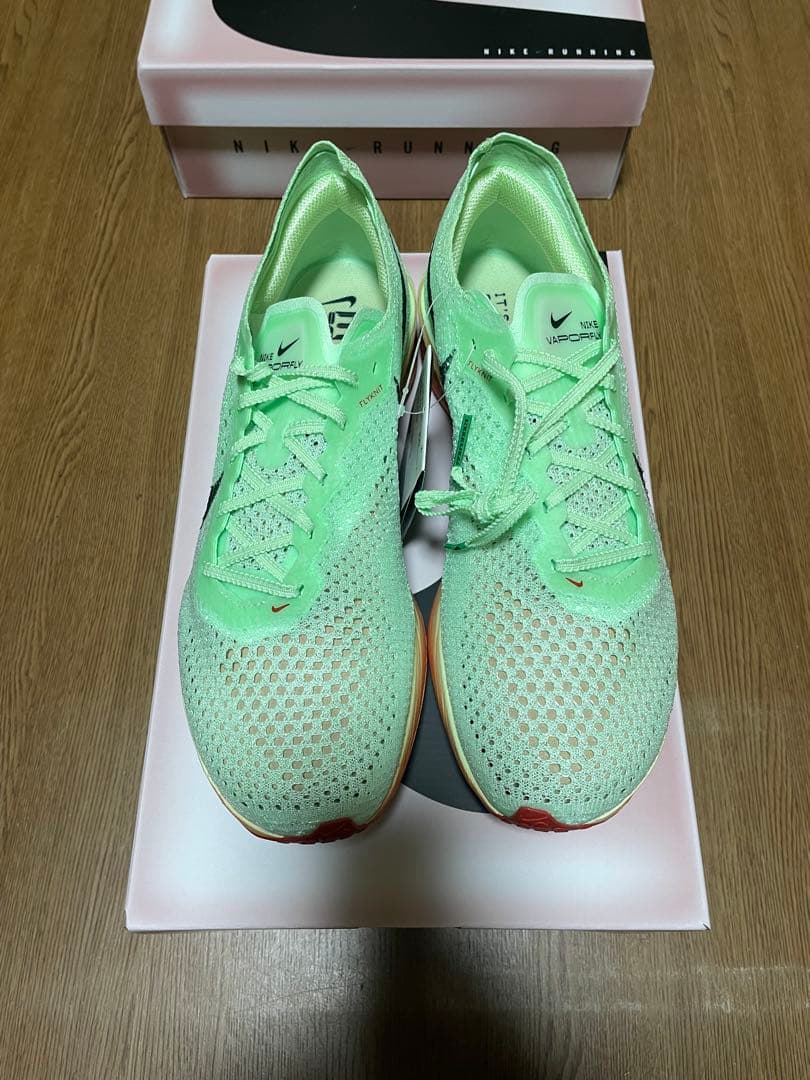 【新品未使用　28センチ　NIKEズームXヴェイパーフライ ネクスト%3