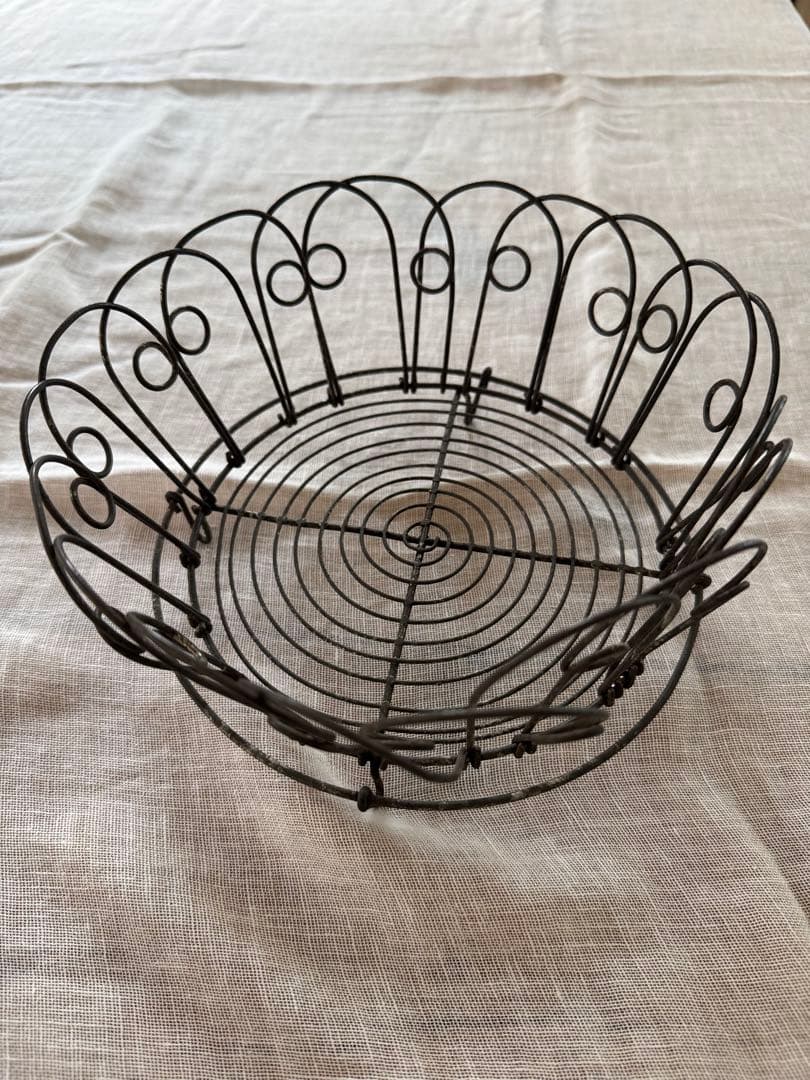 ケーキクーラー　ワイヤーバスケット　アンティーク