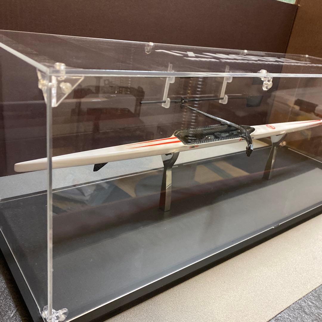 レーシング　手漕ぎボート　模型