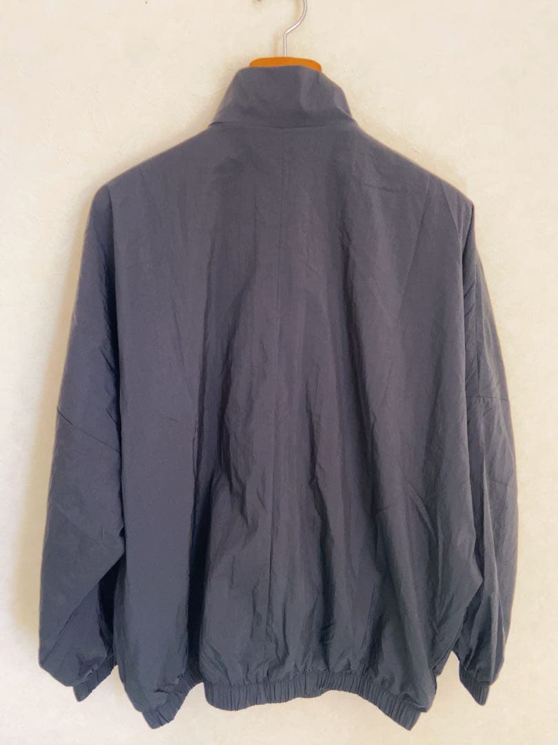 新品！ナイキNIKEレディースウインドブレーカー ジャケット ウーブンジャケット