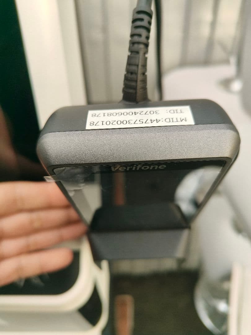 液晶　券売機　動作品！保証あり １台の値段　２台あります。 自動レジスタンド