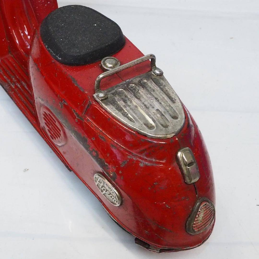 萬代屋【新三菱工業シルバーピジョン赤 動作不良】tinブリキcarスクーター箱無