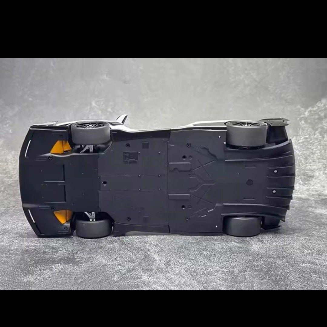 LCDMODELS　1/18　マクラーレンセナ　オートアート　京商　EXOTO