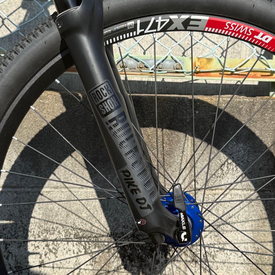 CANYON Stitched360Pro ダートジャンプ ChrisKing