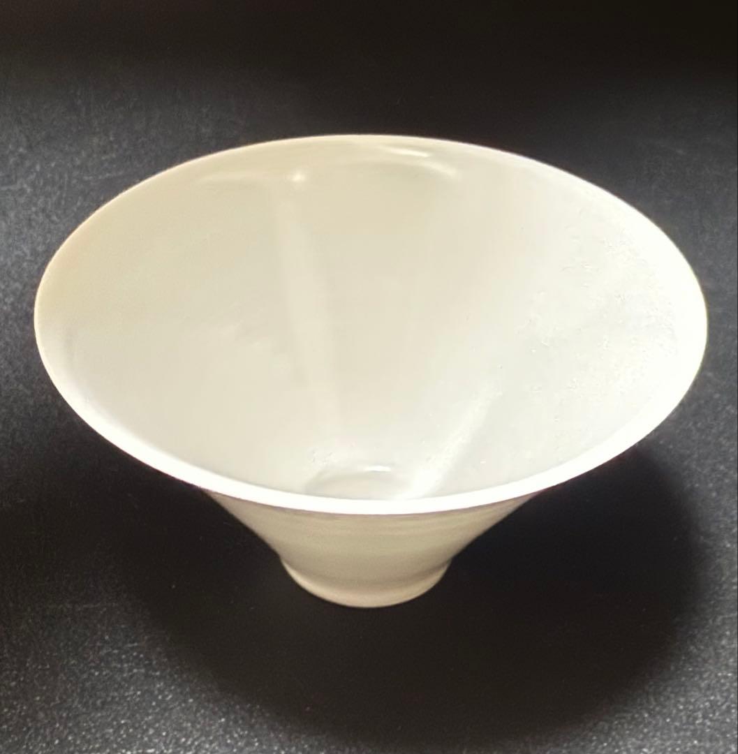 松尾修介　青白磁酒盃「凛」共箱