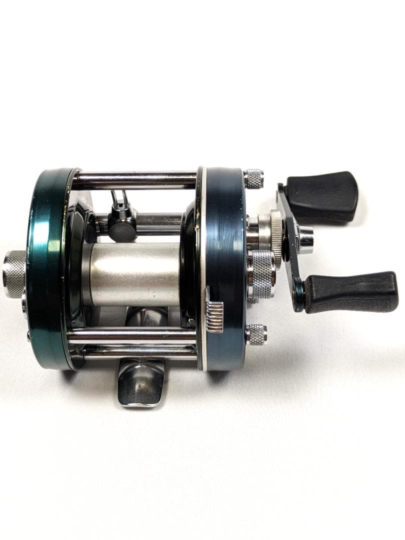 ジャンク品 ABU Ambassadeur5000D アブアンバサダー5000D