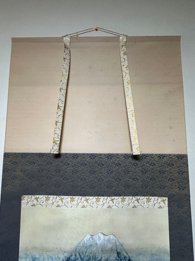 前田青邨　富士図　掛け軸　共箱　日本画　文化勲章　工芸