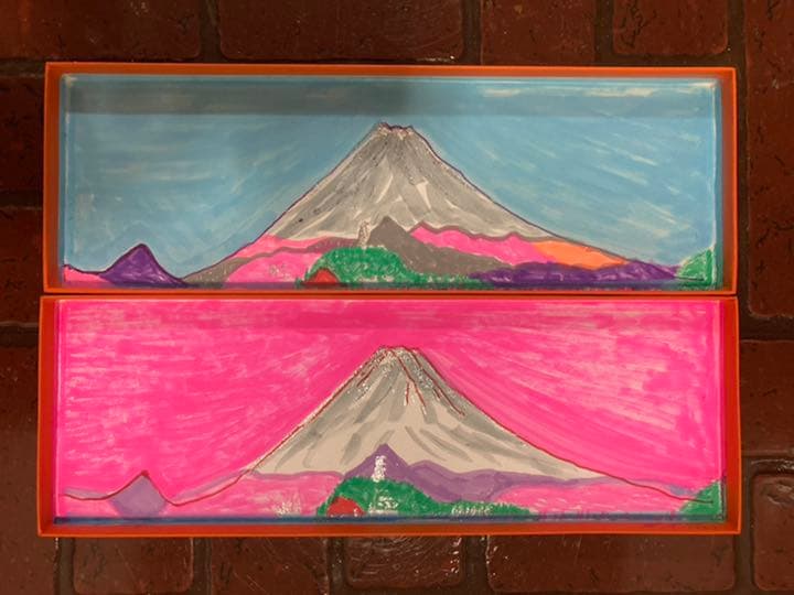 空飛ぶ画家糸川裕志の富士山曼荼羅図の箱絵