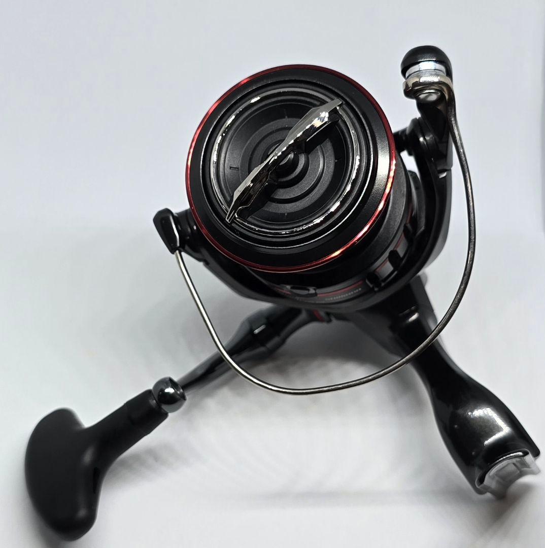 SHIMANO 20ヴァンフォード4000MHGスピニングリール黒/赤