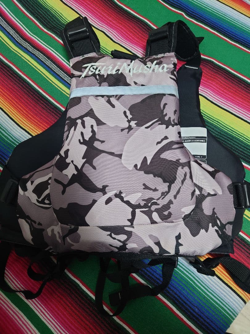 釣武者　石鯛ベスト