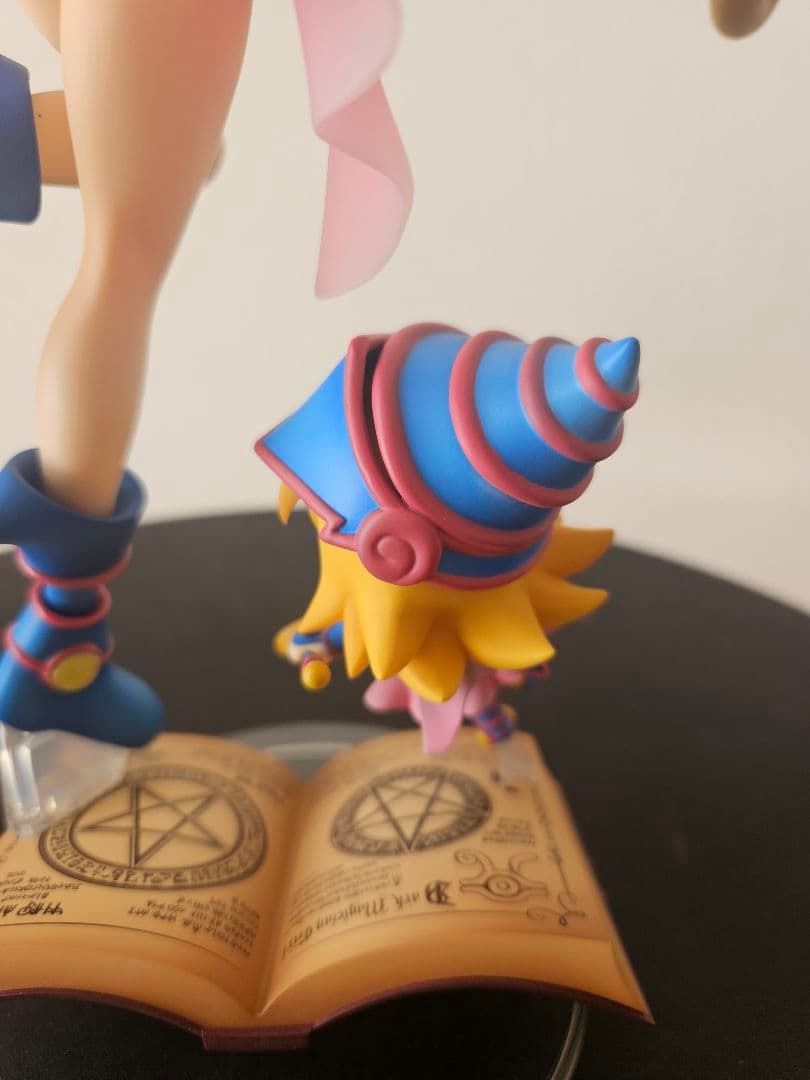 遊戯王 ブラック・マジシャン・ガールwithちびブラマジガール　フィギュア