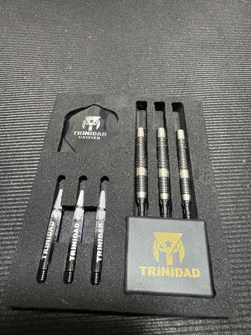 TRINIDAD LAZY ZERO ダーツセット 22g