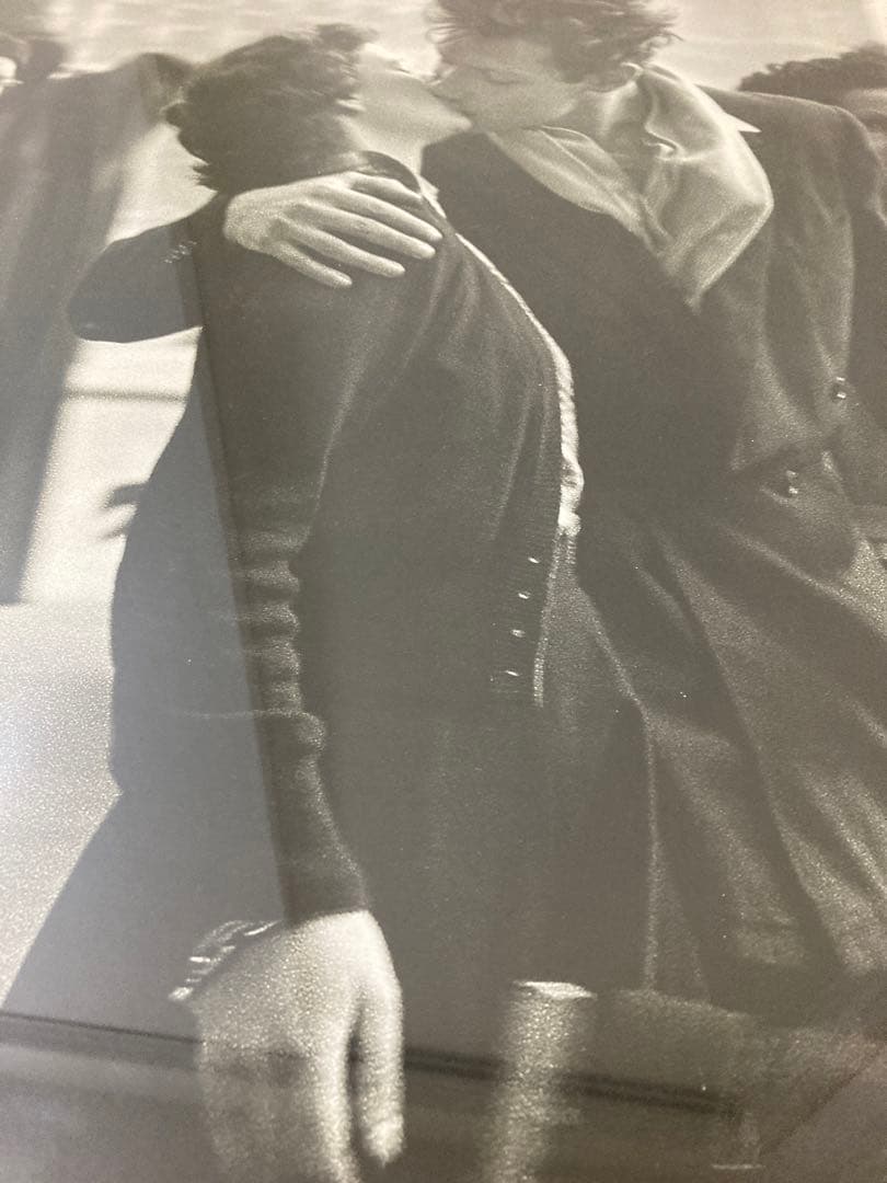 額入りポスター アンティーク ロベールドアノー　パリ市庁舎前のキス