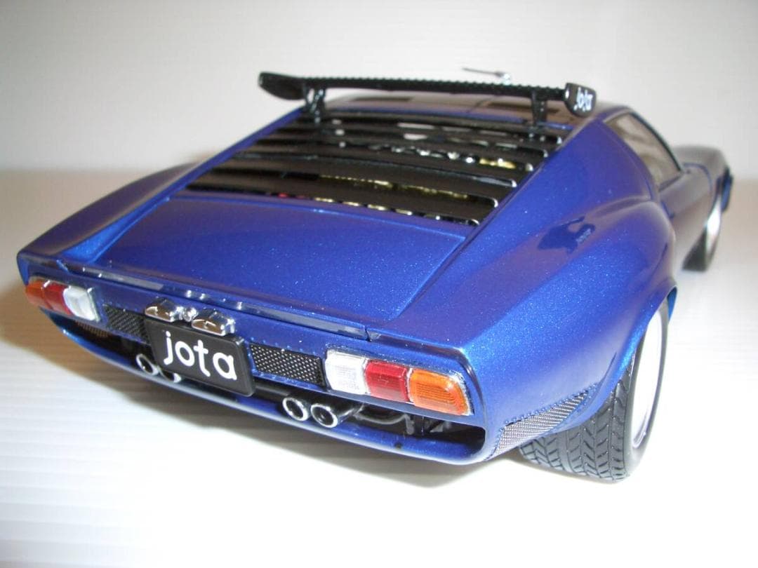 京商 ランボルギーニイオタSVR 1/18 (ダークブルーメタリック)