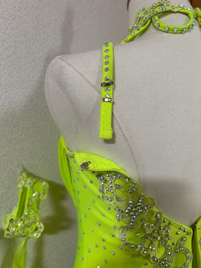 社交ダンス スタンダードドレス 蛍光イエロー・オレンジ 競技会