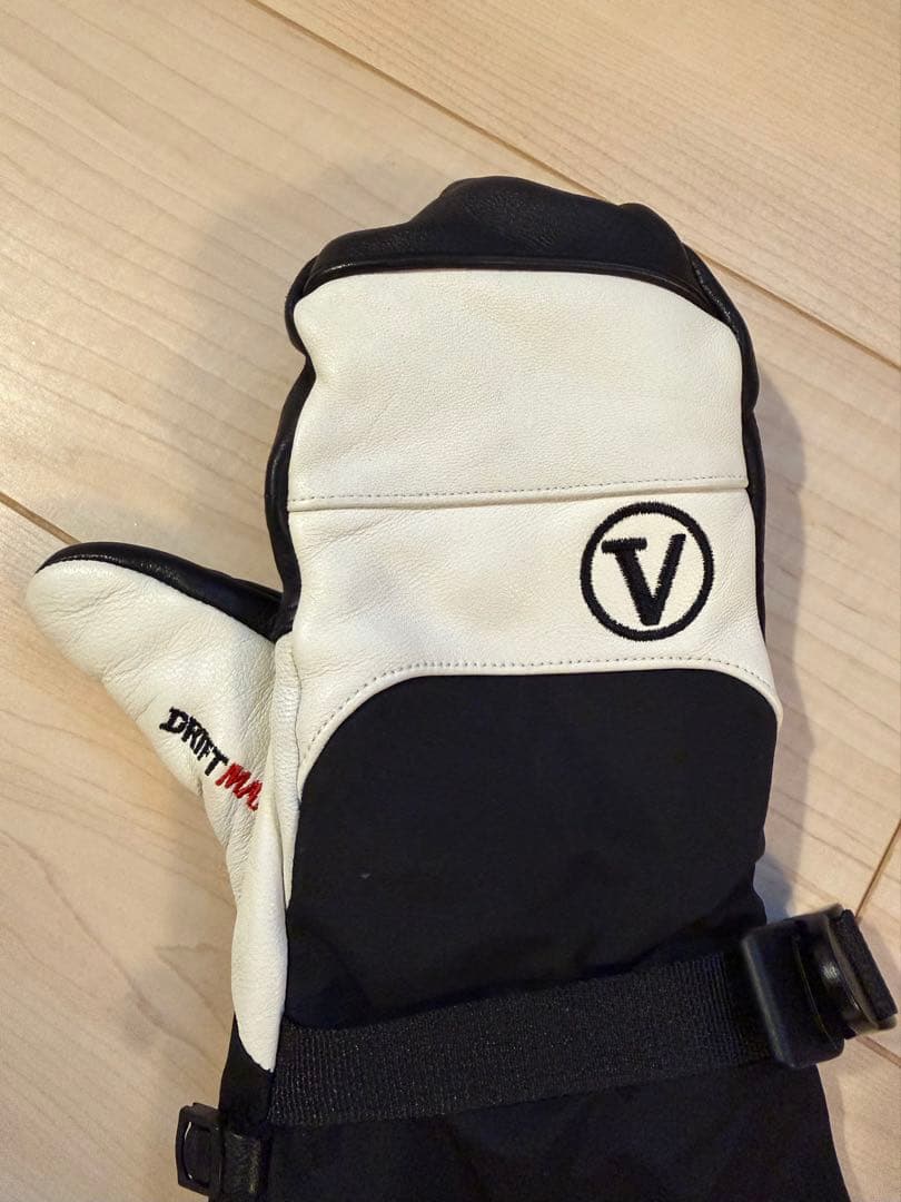 VICROY DRIFT MAXミトン