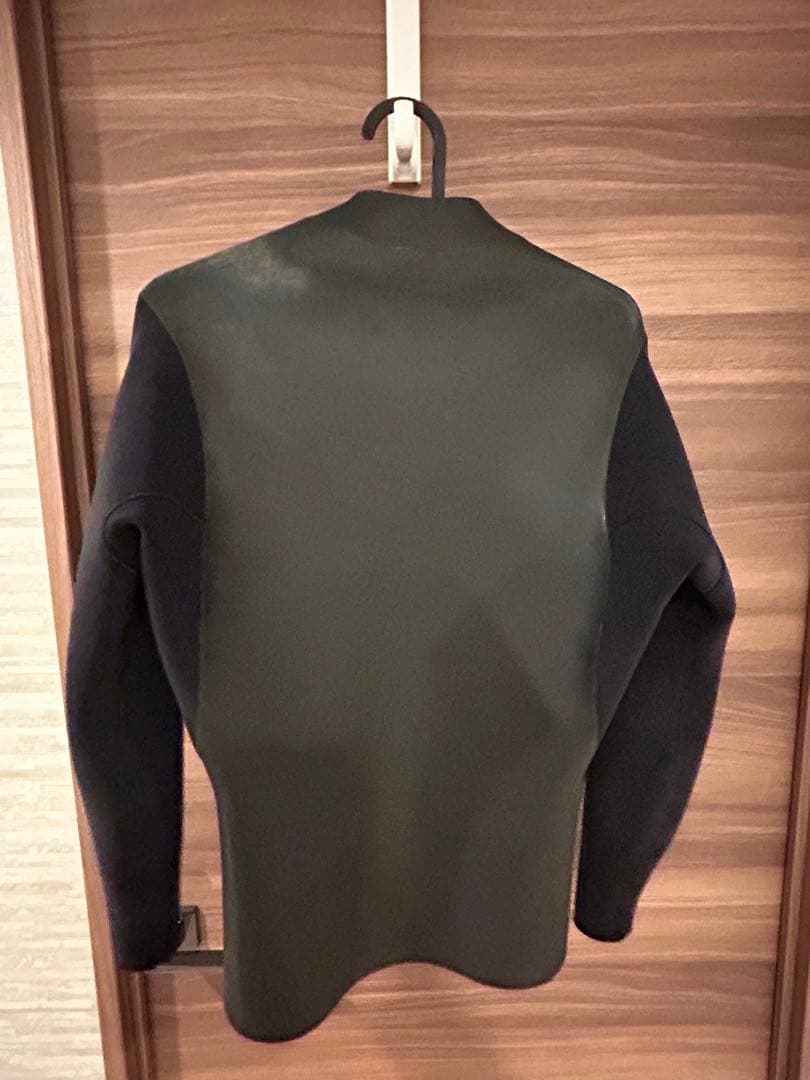 【即日発送可能！！】west タッパー ブラック/グレー