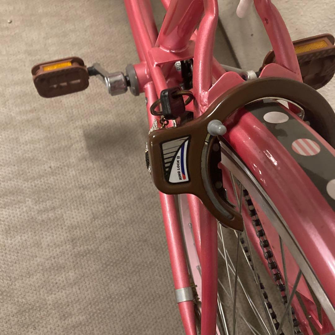 ピンクシティサイクル 自転車　子供用　女の子　24インチ　ヘルメット付き