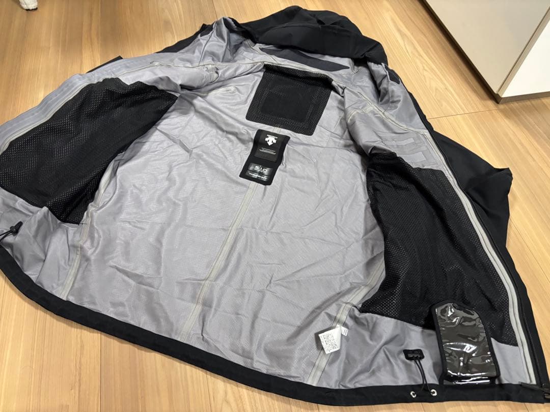 ★コラボ・定価7万★お洒落　デサント　スキーウエア SAJ デモ　技術選