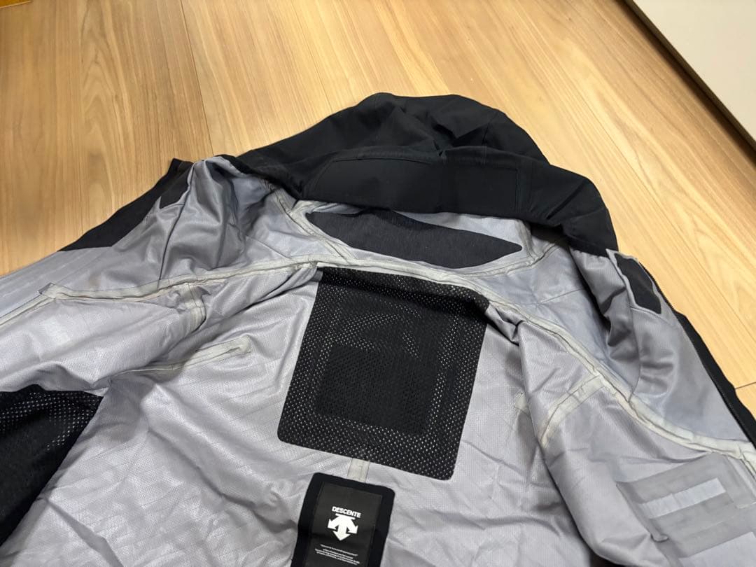 ★コラボ・定価7万★お洒落　デサント　スキーウエア SAJ デモ　技術選