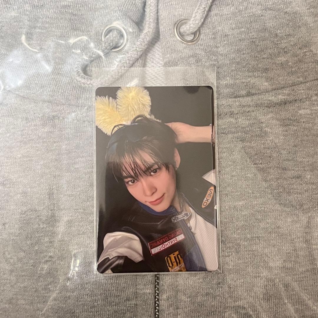 ZEROBASEONE HERE&NOW HOODIE パーカー ソンハンビン