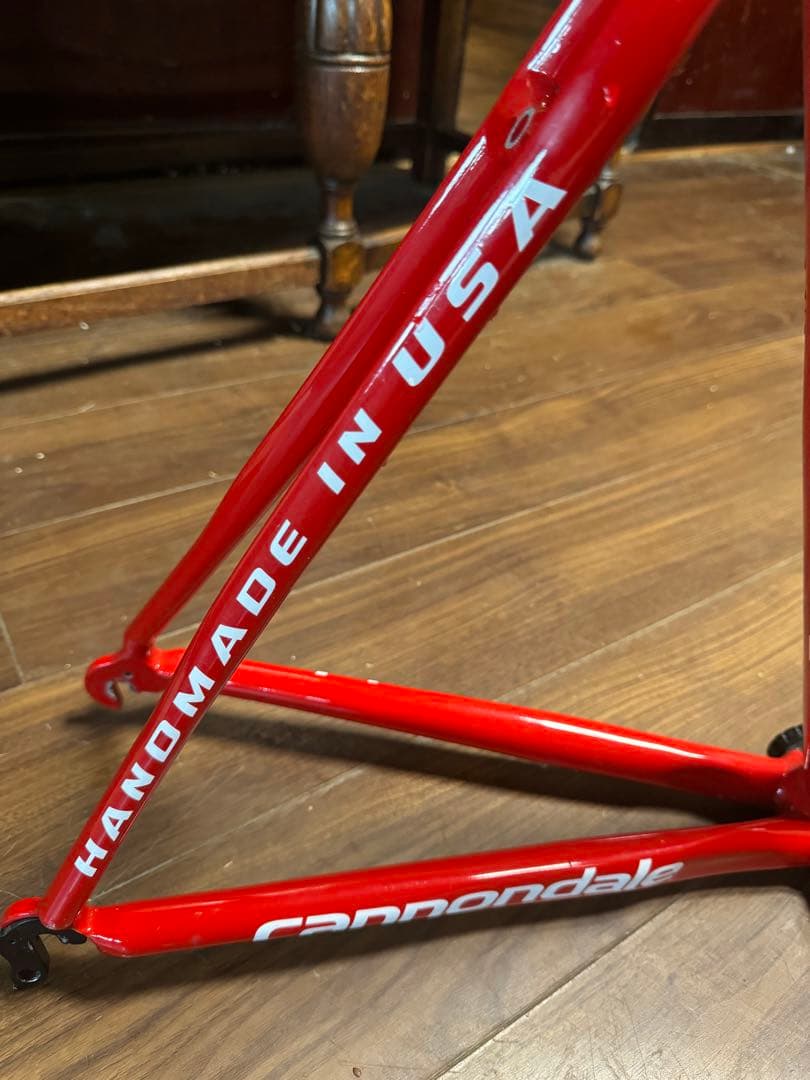 希少なUSA製ハンドメイドモデル Cannondale CAAD8アルミフレーム