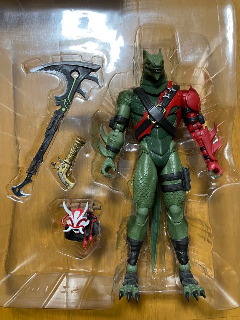 Fortnite Hybrid フィギュア　7インチ