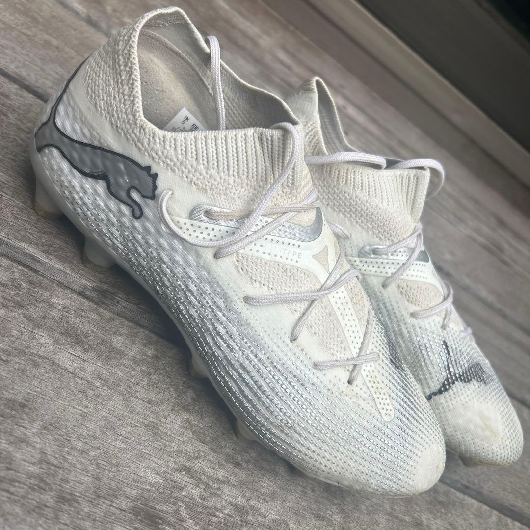 Puma サッカースパイク