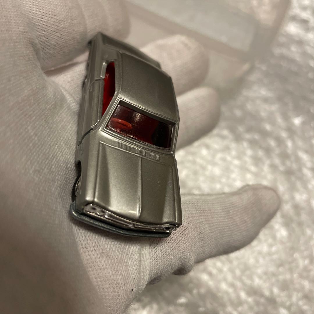 トミカ　21 ニッサンスカイライン2000GT 1Eホイール