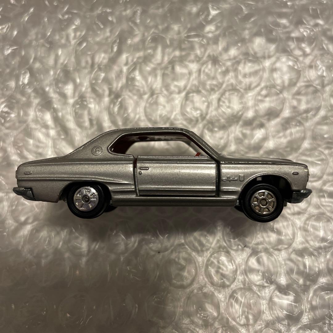 トミカ　21 ニッサンスカイライン2000GT 1Eホイール