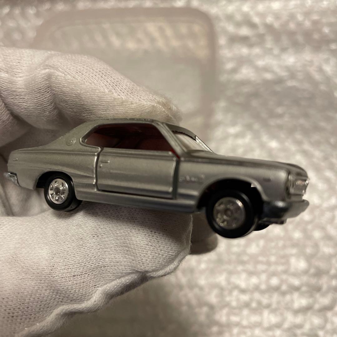 トミカ　21 ニッサンスカイライン2000GT 1Eホイール